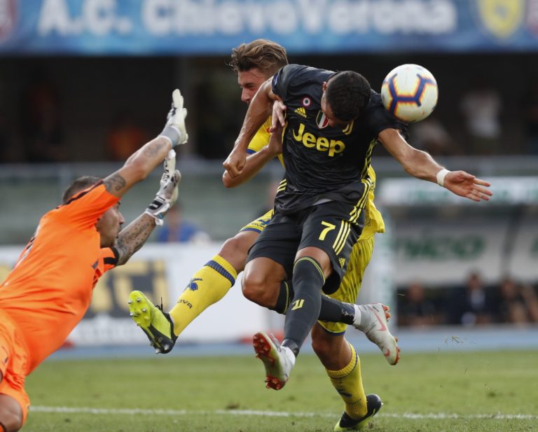 Stefano Sorrentino, Cristiano Ronaldo