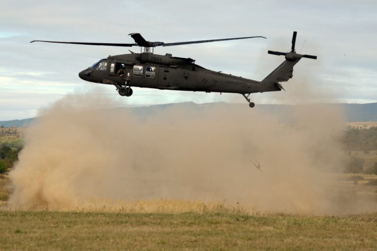 Vrtuľník, UH 60 Blackhawk