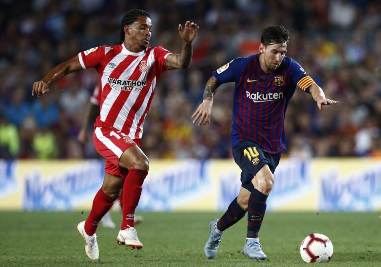 Lionel Messi, Douglas Luiz
