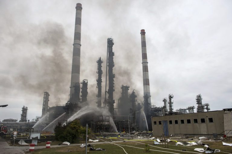 Požiar nemeckej ropnej refinérie Bayernoil refinery
