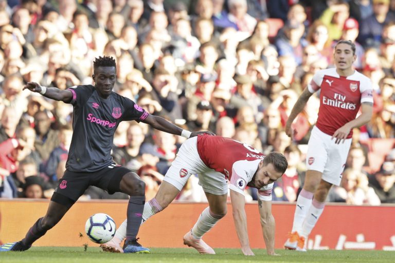Idrissa Gueye, Aaron Ramsey