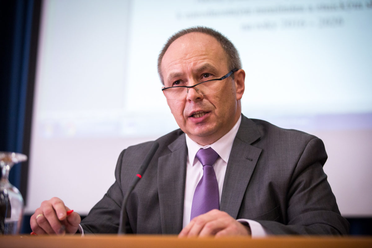 Splnomocnenec vlády SR pre národnostné menšiny László Bukovszký