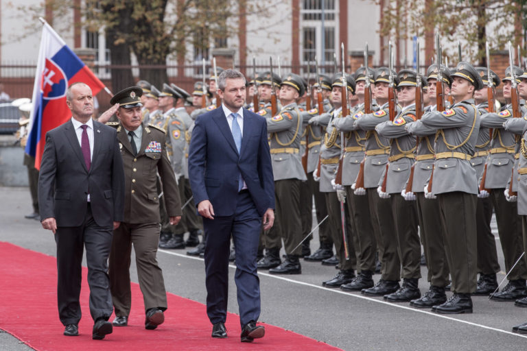 Pellegriniho kontrola na ministerstve obrany
