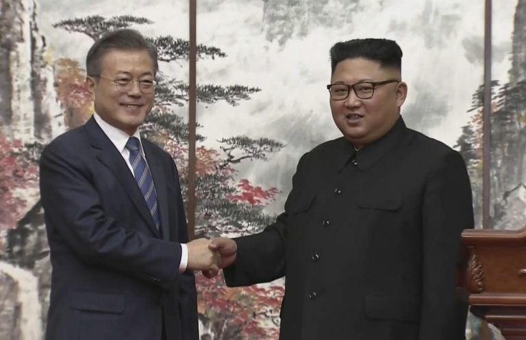 Mun Če in a Kim Čong un