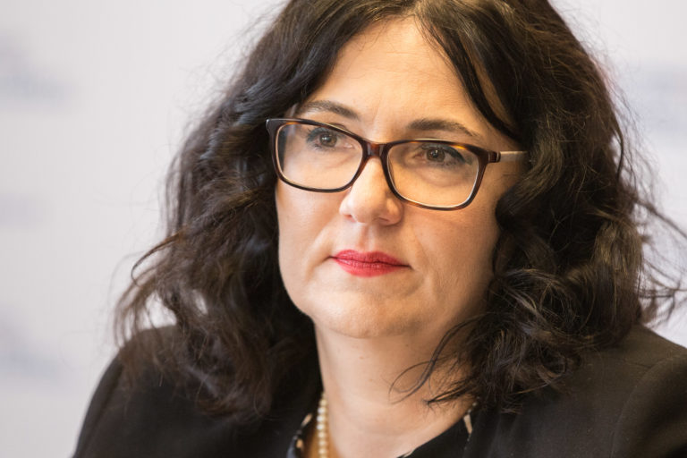 LUBYOVÁ: Súèasná situácia okolo SAV