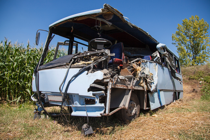 Autobus, nehoda