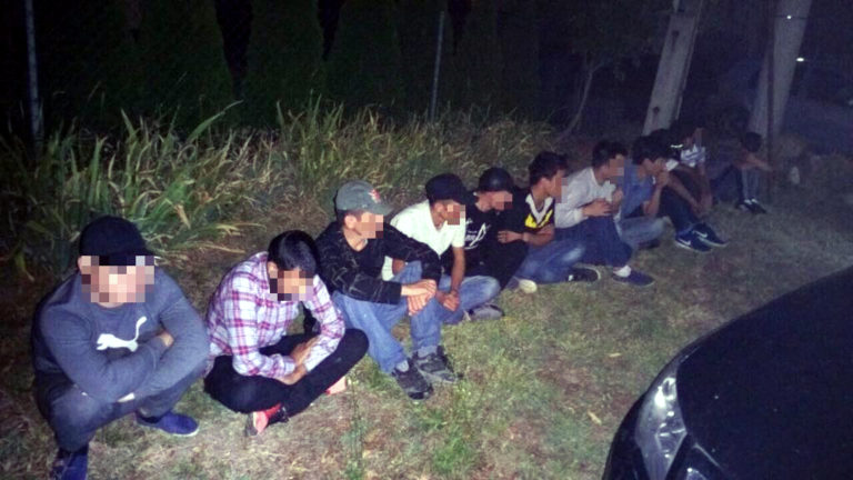 Migrácia, Vietnamci, prevádzačstvo