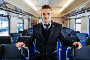 ZSSK: Predstavila nové uniformy zamestnancov