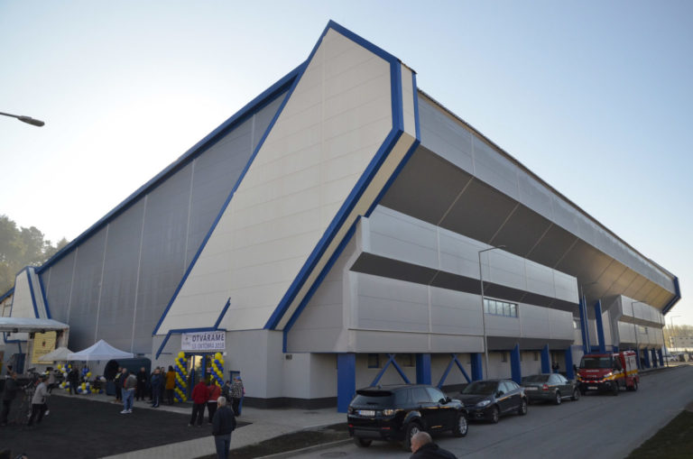 KEŽMAROK: Otvorenie hokejovej arény