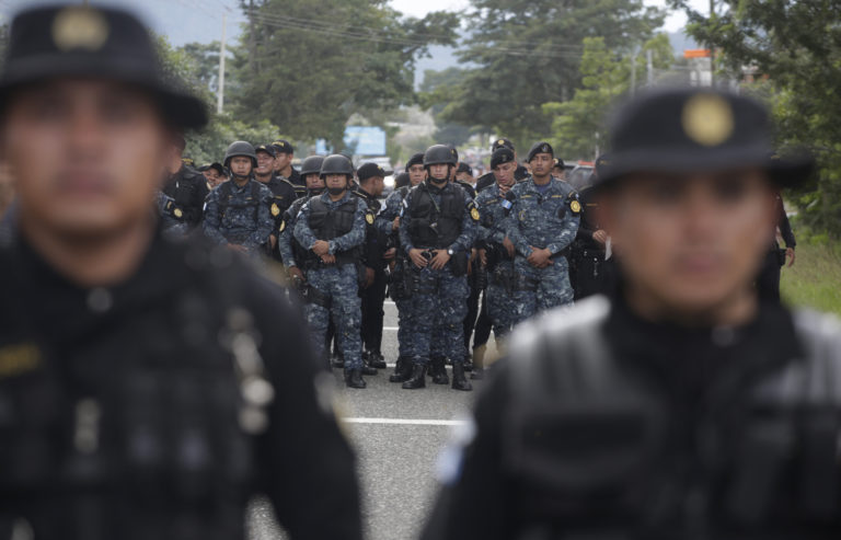 Polícia, migranti