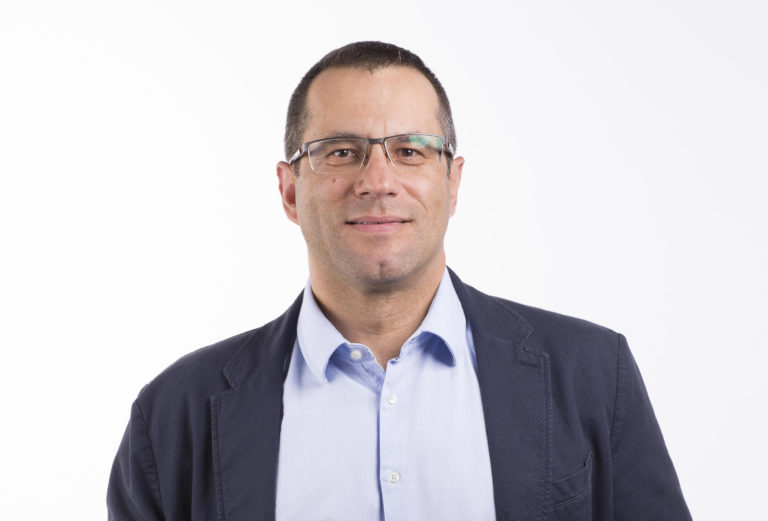 Rene_popik_ceo_hbreavissk_foto_upravena.jpg