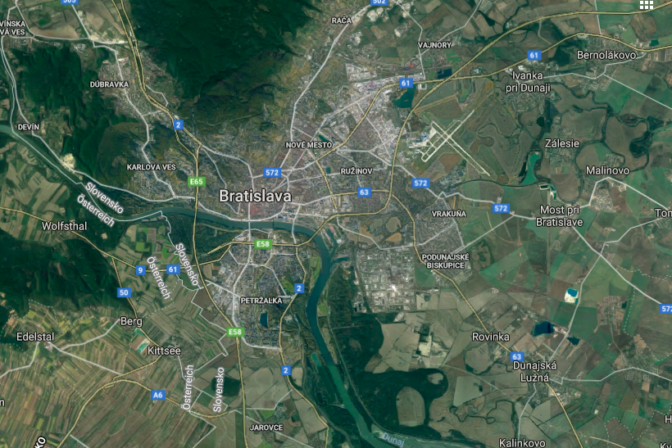 Bratislava, sateiltná snímka