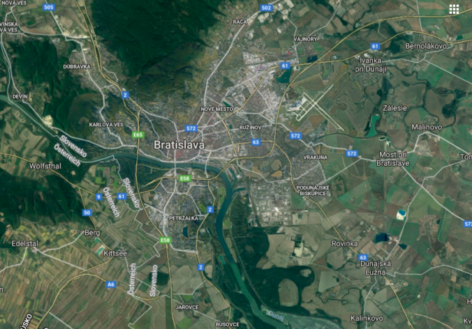 Bratislava, sateiltná snímka