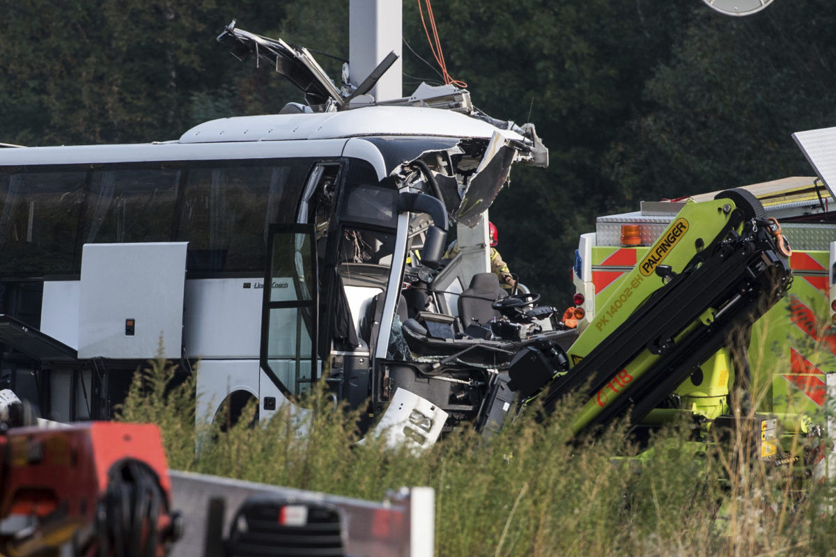 Švajčiarsko, nehoda autobusu