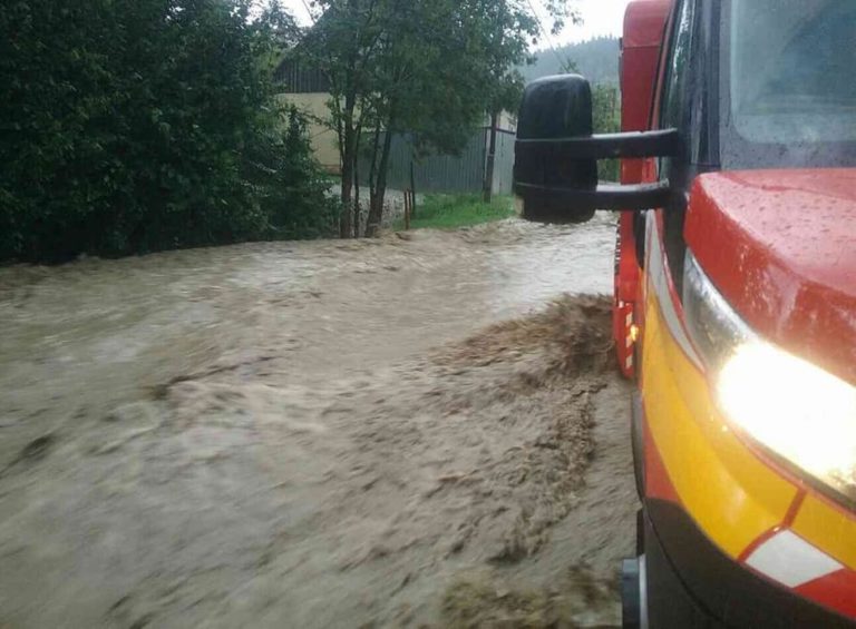 Hasiči a povodne