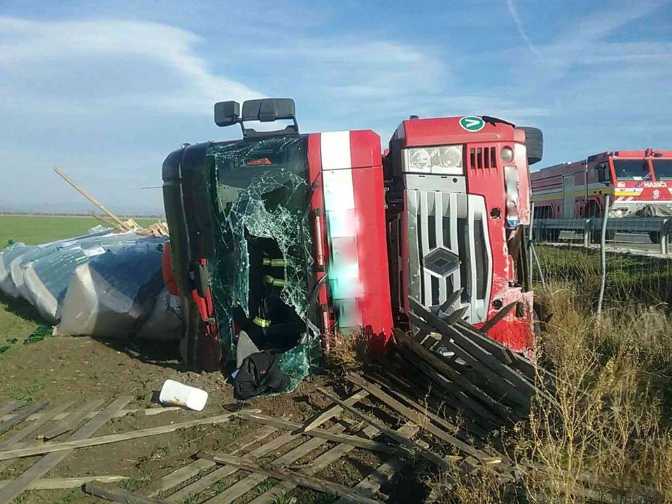 nehoda kamióna, diaľnica D1