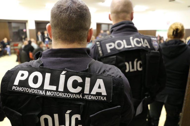 NAKA, polícia SR,