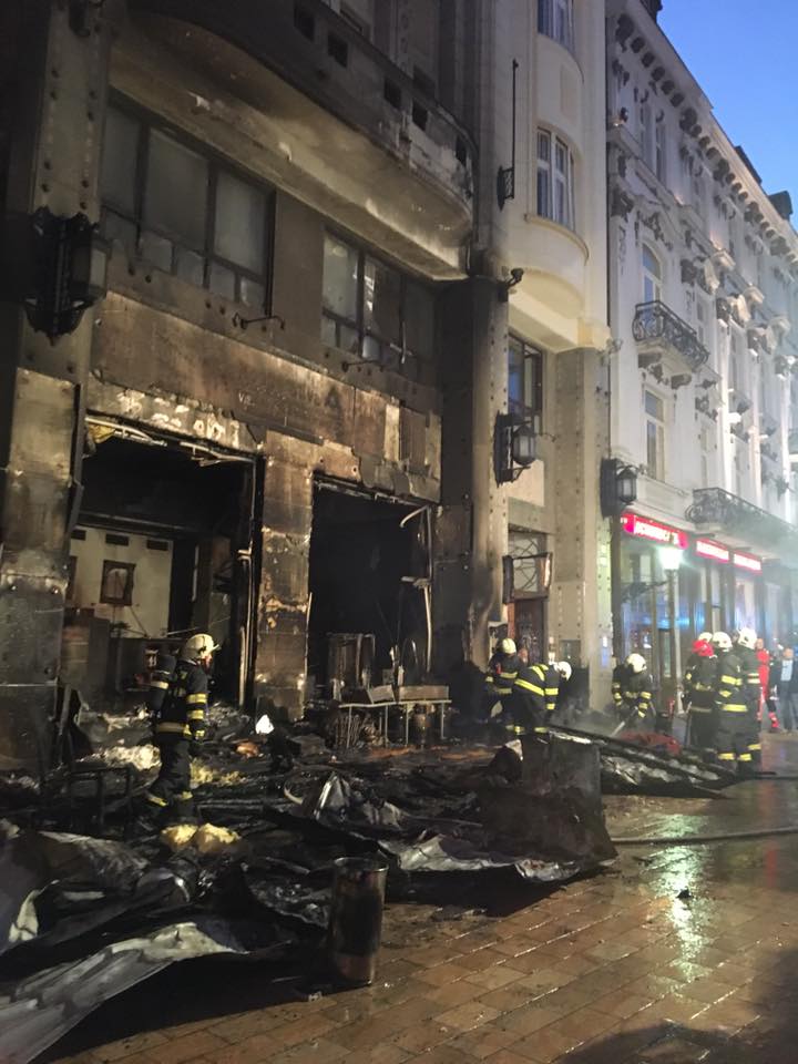 požiar - Vianočné trhy Bratislava