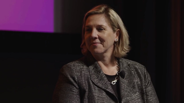 Robyn Denholmová