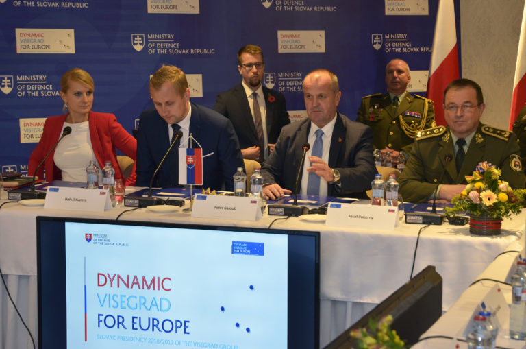 V4. Visegrádska štvorka, Vyšehradská štvorka, Peter Gajdoš