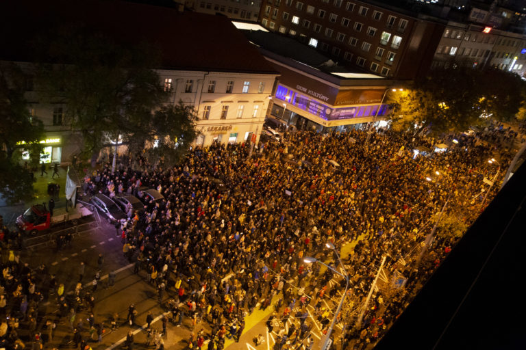 PROTEST: Za slušné Slovensko v Bratislave