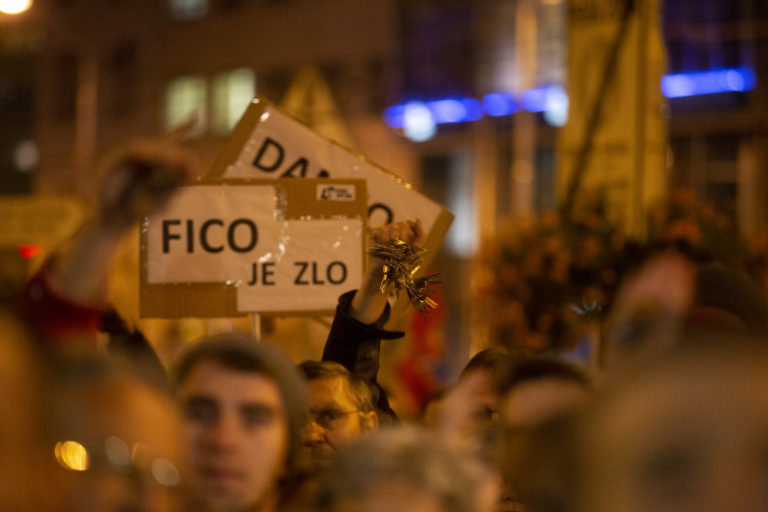 PROTEST: Za slušné Slovensko v Bratislave