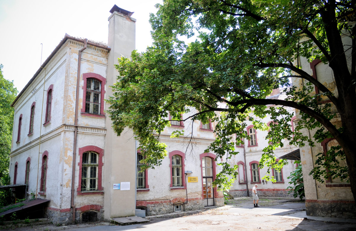kasárne, Nitra