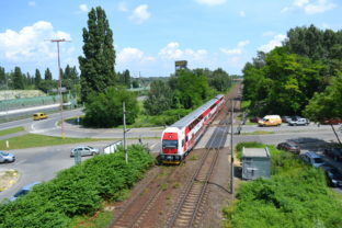 Nove bratislavske vlaky sluzia aj ako mhd.jpg