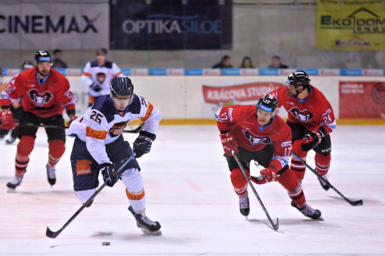 HOKEJ TL: Banská Bystrica - Orange
