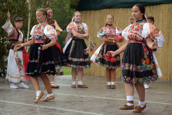 Očovská folklórna hruda