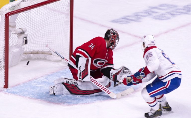 Andrew Shaw, Petr Mrázek