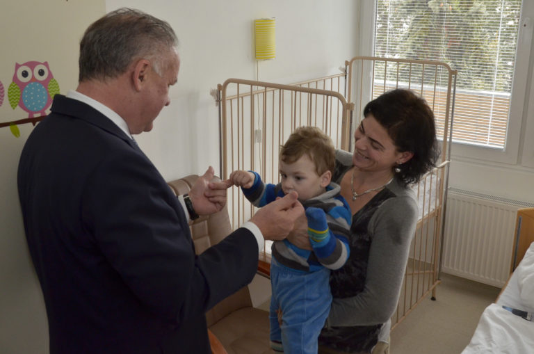 Prezident Andrej Kiska: Vianočná návšteva nemocnice