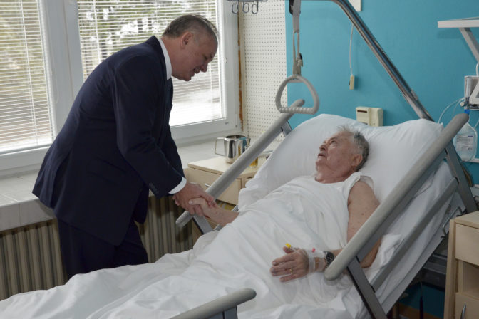 Prezident Andrej Kiska: Vianočná návšteva nemocnice