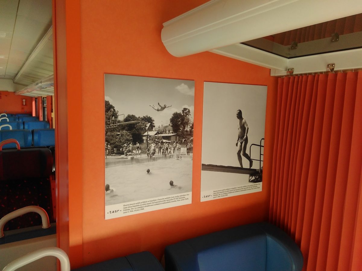 Fotovystava vo vlaku zachytava aj osobne fotografie a. dubceka.jpg