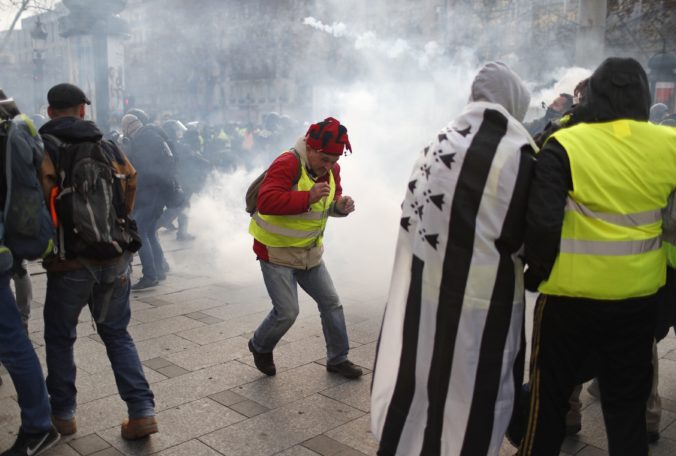 Paríž, protest, žlté vesty