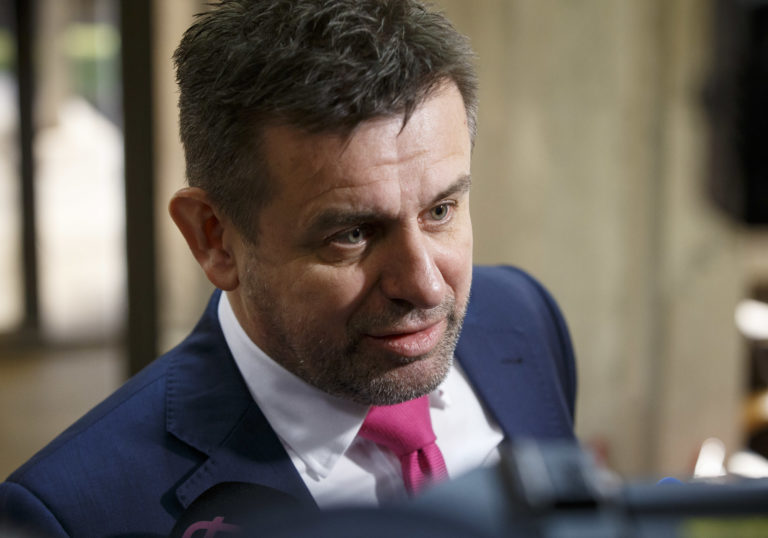 László Sólymos