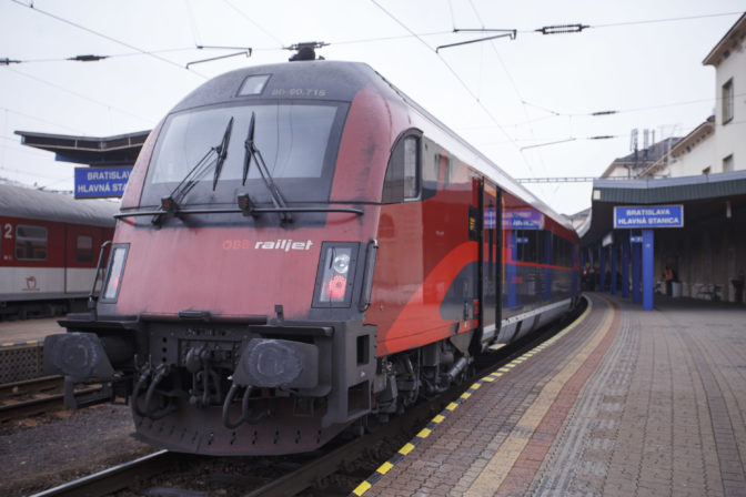 Railjet xpress Bratislava - Zürich