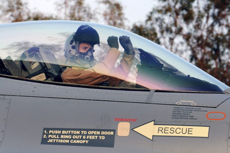 stíhačka F-16