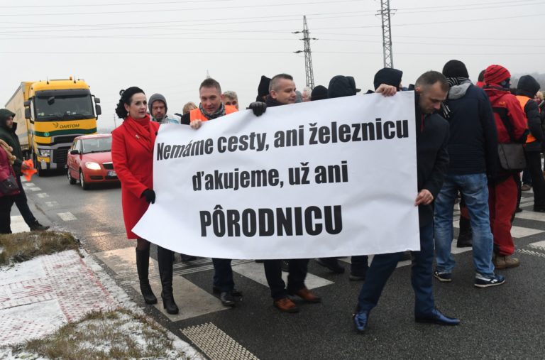 Protest proti zrušeniu pôrodnice vo Svidníku