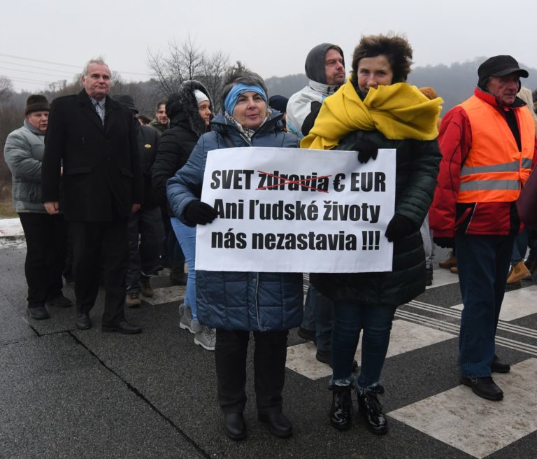 Protest proti zrušeniu pôrodnice vo Svidníku
