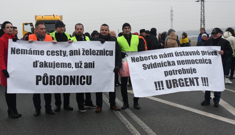 Protest proti zrušeniu pôrodnice vo Svidníku