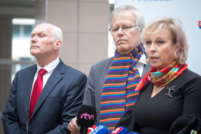 ZDRAVOTNÍCTVO: Nezmluvní ambulantní lekári a VZP