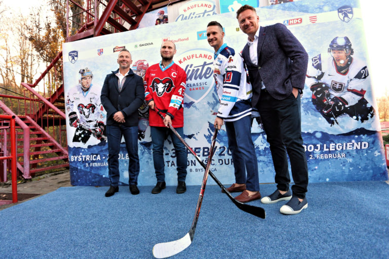 Prípravy pred Kaufland Winter Classic Games