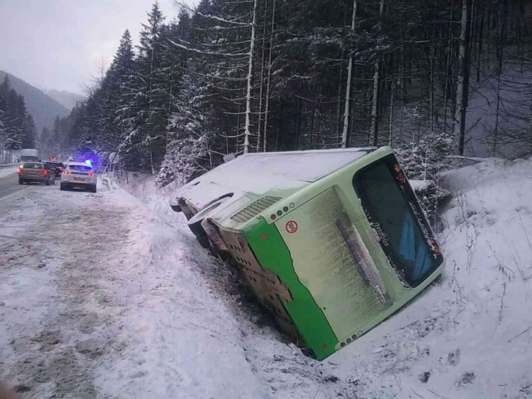 Autobus, nehoda