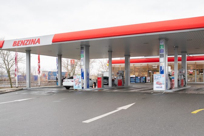 Benzina čerpacie stanice