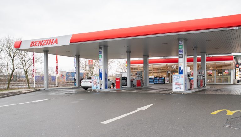 Benzina čerpacie stanice