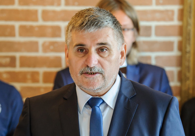 Štefan Štefek
