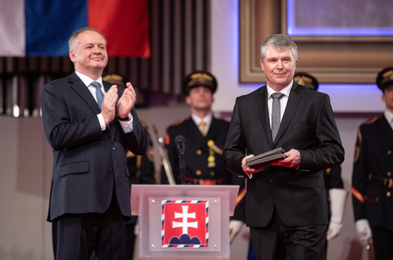 Andrej Kiska, udeľovanie štátneho vyznamenania