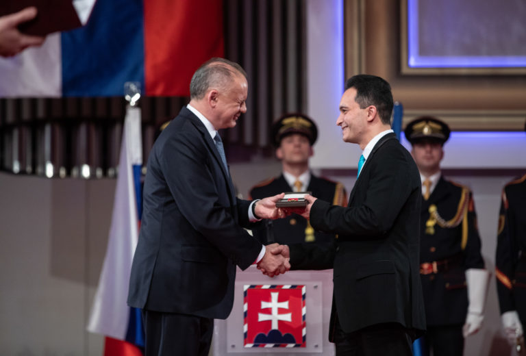 Andrej Kiska, udeľovanie štátneho vyznamenania