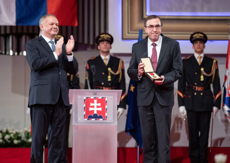 Andrej Kiska, udeľovanie štátneho vyznamenania